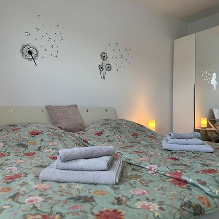 Ruhrpott Residenz - 3 Zimmer Suite - 70Qm Mit Balkon Oberhausen  Exterior photo
