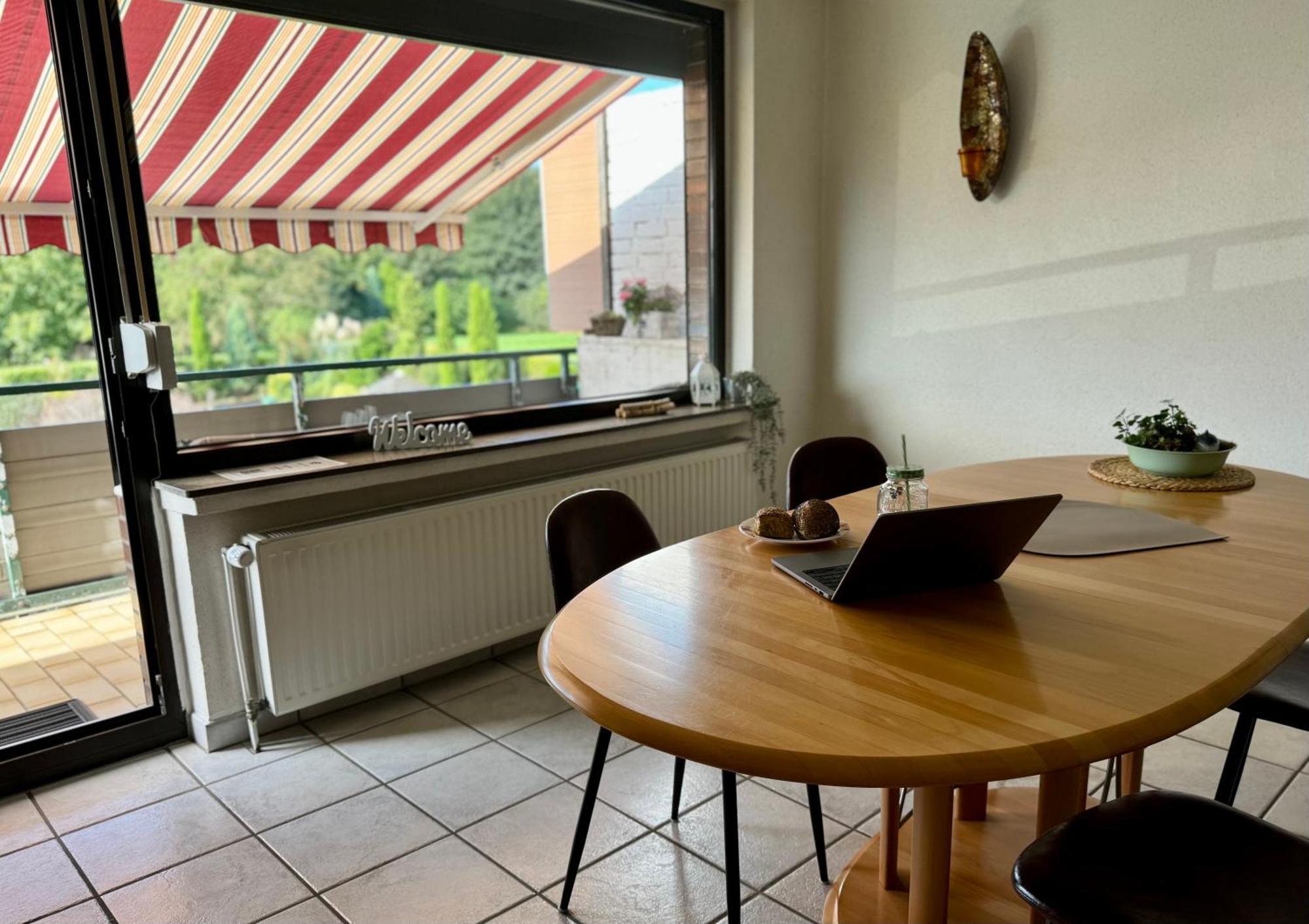 Ruhrpott Residenz - 3 Zimmer Suite - 70Qm Mit Balkon Oberhausen  Exterior photo
